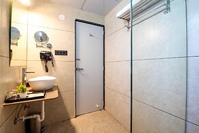 Palette Hotel Pune, Midc Chinchwad