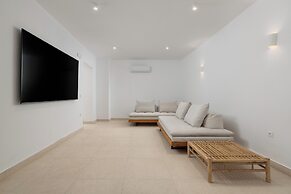 Seadream Villa