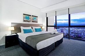 Broadbeach Skyline 3 Bedroom Retreat