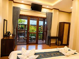 Villa Khili Phousi