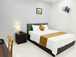 Sunrise Airport Hotel