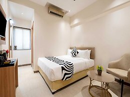 Palette Hotel Pune, Midc Chinchwad