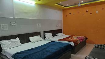 Hotel Trishla Inn Lodging & Boarding