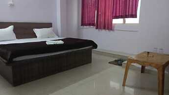Hotel Trishla Inn Lodging & Boarding