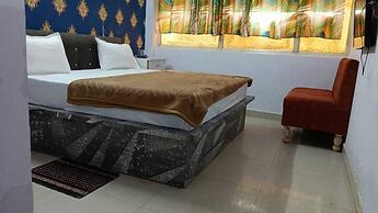 Hotel Trishla Inn Lodging & Boarding