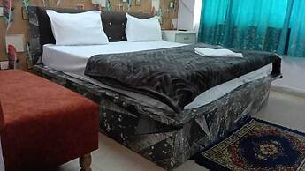 Hotel Trishla Inn Lodging & Boarding