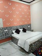 Yash Paying Guest House
