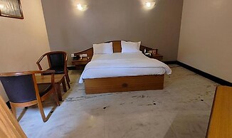 Fabhotel Ramesh Inn