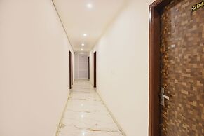 Fabhotel Scorpion Inn
