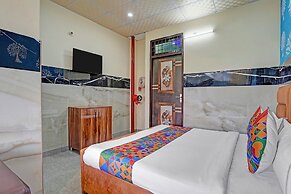 Fabhotel Royal Plaza 62