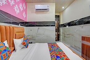 Fabhotel Royal Plaza 62