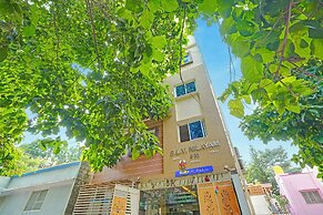 Fabhotel Slv Suites