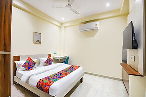 Fabhotel Sunshine