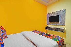 Fabhotel Broad Way Inn