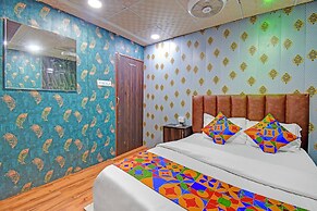 Via Arya Inn