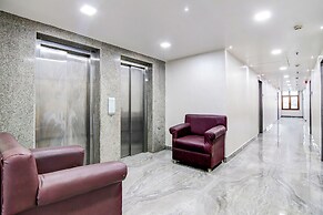 Fabhotel Aafreen International
