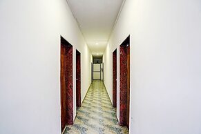 Fabexpress Elvin Balaji Beach Palace
