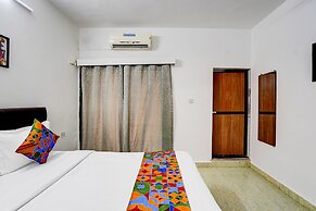 Fabexpress Elvin Balaji Beach Palace