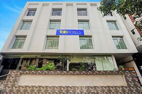 Fabhotel Zion Inn