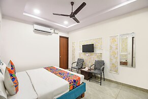 Fabhotel Ab Residency