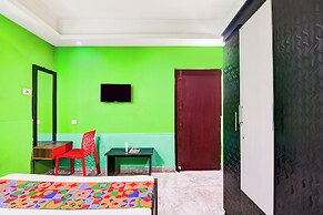 Fabhotel Rose