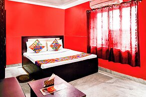 Fabhotel Rose