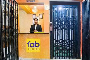 Fabhotel Rose