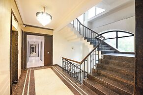 Fabhotel Elvilla