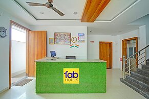 Fabexpress Square Inn