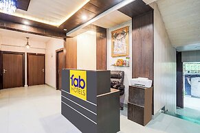 Fabhotel Novis House
