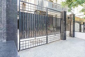 Fabhotel Novis House