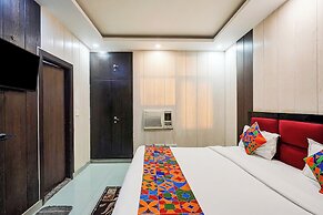 Fabhotel Novis House
