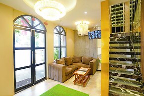 Fabhotel Dolphin Residency