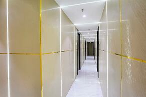 Fabhotel Dolphin Residency