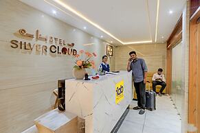 Fabhotel Silver Cloud