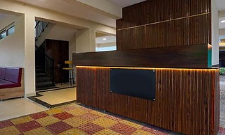 Fabhotel Seven Elite