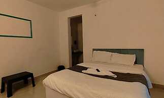 Fabhotel Seven Elite