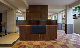 Fabhotel Seven Elite