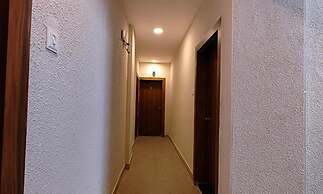 Fabhotel Seven Elite