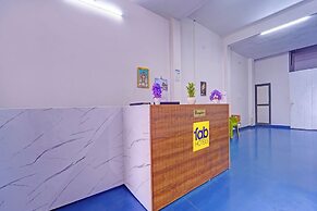 Fabexpress Lishikaa’S Inn