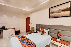 Fabhotel Radha Rani Residency