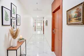 Fabhotel Radha Rani Residency