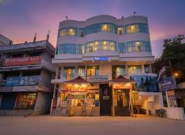Fabhotel Amutham Residency