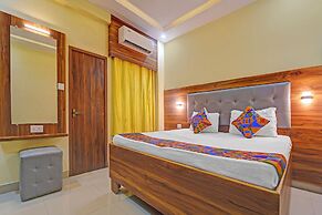 Fabhotel Amutham Residency