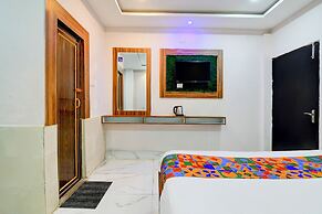 Fabhotel Seven Inn