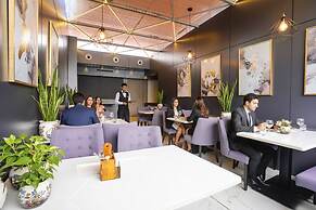 Fabhotel Nexus Inn