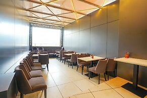 Fabhotel Nexus Inn