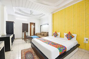 Fabhotel Western