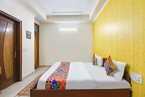 Fabhotel Western