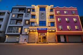 Fabhotel Western